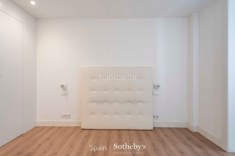 Foto 76a6b88b-8b48-4143-9960-11f12755b61f. Àtic amb calefacció aparcament a Vallehermoso Madrid
