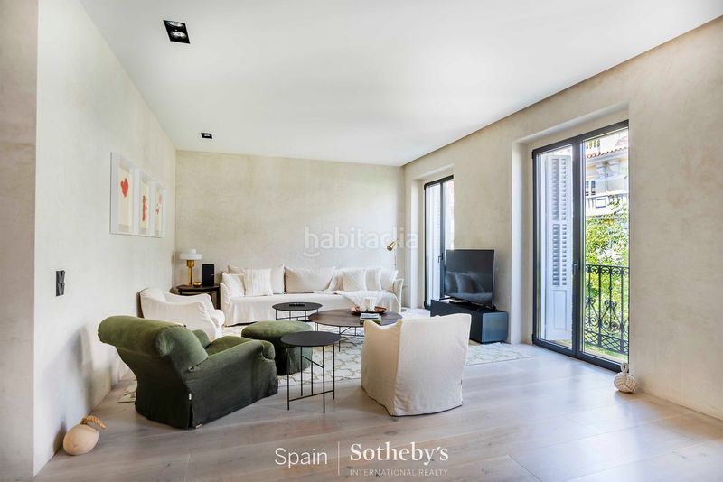 Foto f4bae7d9-73b6-43ee-a65c-173285ffdef7. Apartament amb calefacció a Almagro Madrid