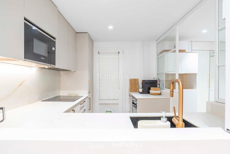 Foto 88d1070c-af8f-4e0c-a2fd-60dcdc9d5fc3. Apartament amb calefacció a Ríos Rosas-Nuevos Ministerios Madrid