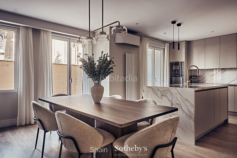 Foto 3d29bf43-1689-45cb-a360-3ea294d0f416. Apartament amb aparcament a Lista Madrid