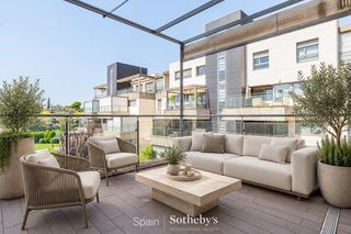 Affitto Piccolo appartamento  Camino viejo del cura. Residencia de estilo contemporáneo en la moraleja frente al golf