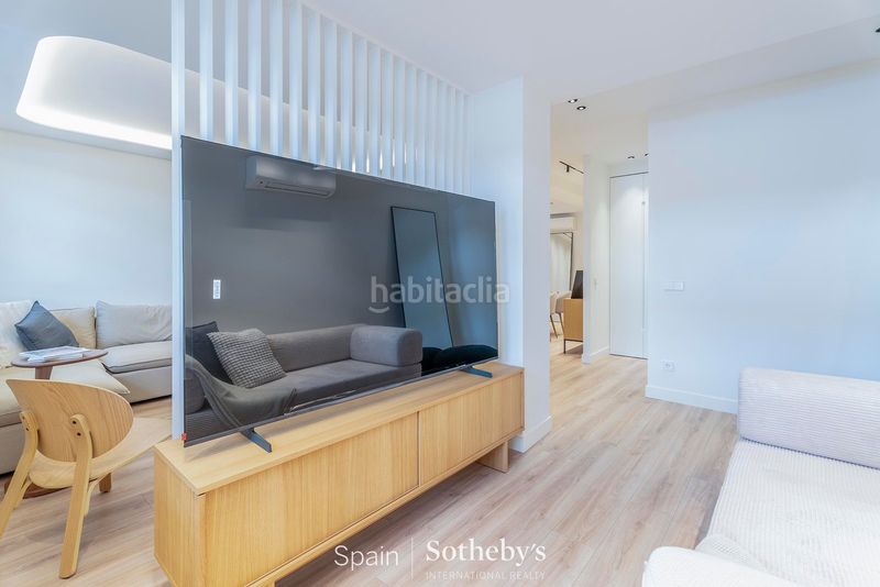 Foto b64cd1f6-5df3-4e65-854f-1a6e37ce5776. Apartament amb calefacció a Gaztambide Madrid