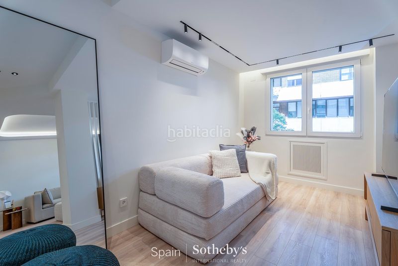 Foto ce25ce2b-5e52-4486-8bf1-b493fe175b6c. Apartament amb calefacció a Gaztambide Madrid