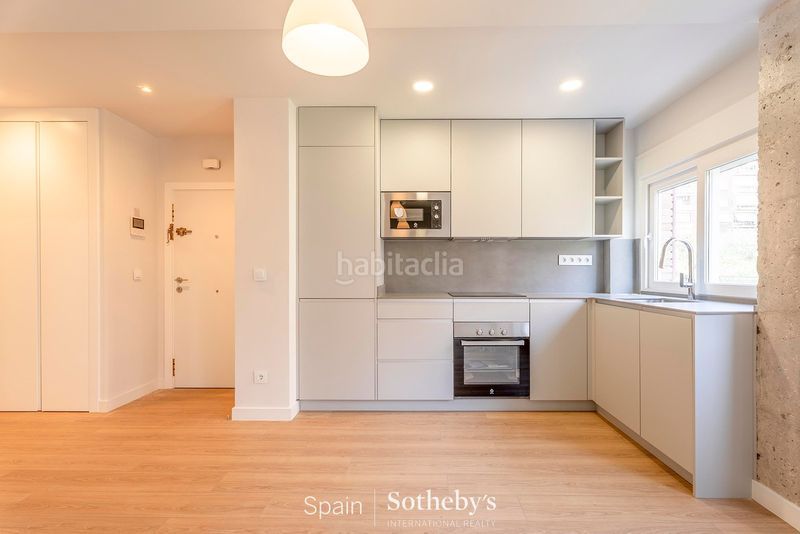 Foto f0d3c3ea-ea4a-48ef-851b-4403f29dae38. Piccolo appartamento con riscaldamento parcheggio in Madrid