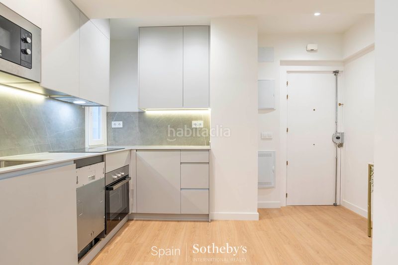 Foto 1600e039-e50a-432c-965a-048955270902. Apartament a Palos de Moguer Madrid