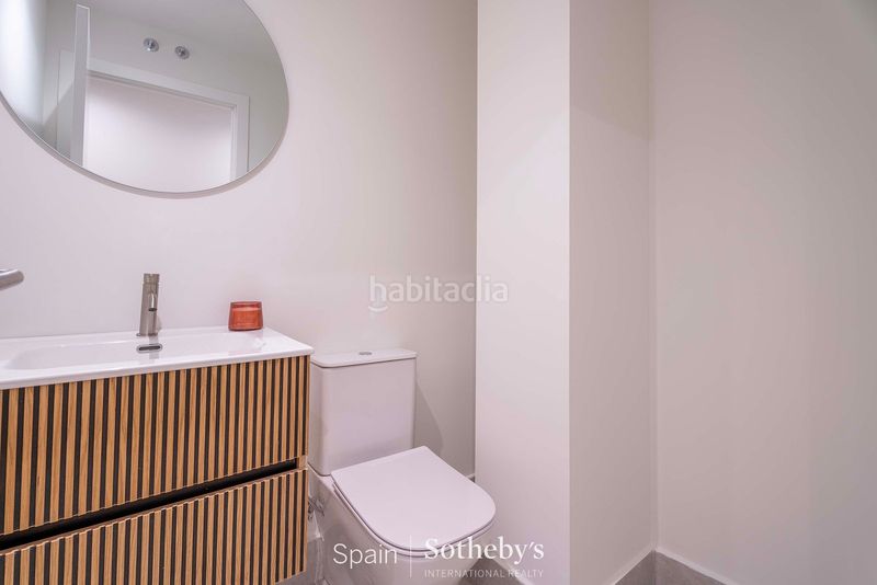 Foto 51a6b2e8-0e78-403b-a62d-5eb55d45f5f2. Apartament amb calefacció aparcament a Argüelles Madrid