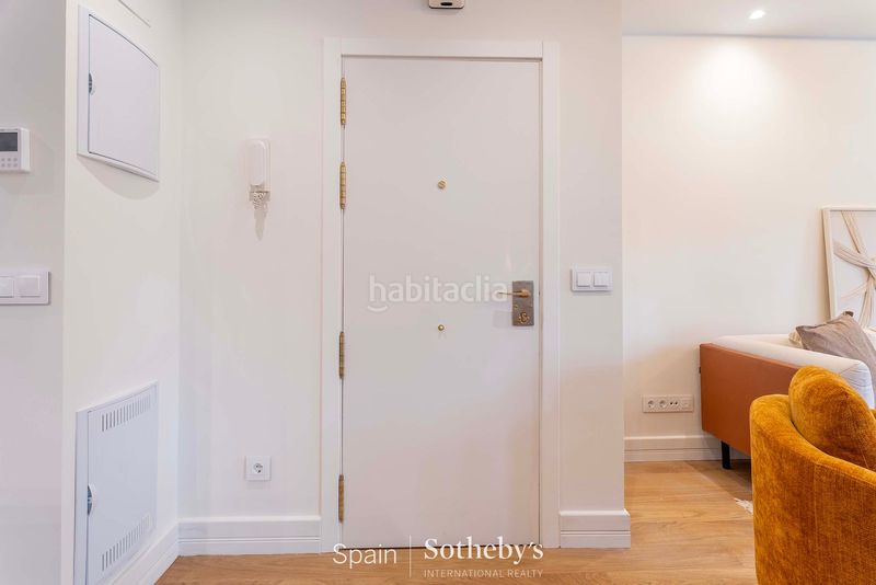 Foto 6c33e00b-a8ae-4146-9892-8c855cbf448d. Apartament amb calefacció aparcament a Argüelles Madrid