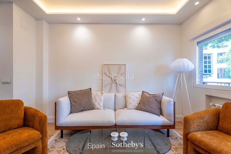 Foto f942feac-826b-4929-a0e6-22a0505271ed. Apartament amb calefacció aparcament a Argüelles Madrid