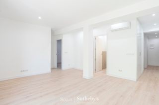 Apartament  Paseo de la castellana. Piso integralmente reformado y listo para estrenar con terraza