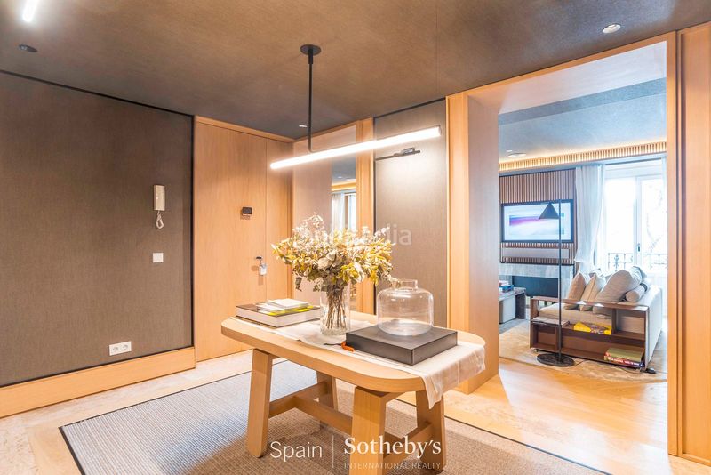 Foto e2d8d637-f4ab-457d-9a91-7faed2fc8291. Apartament amb calefacció a Recoletos Madrid