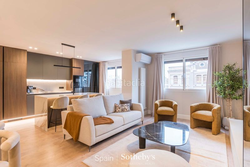 Foto 044a5ba3-9a99-4af9-ab7d-03f93a5a7c31. Apartament amb calefacció aparcament a Goya Madrid