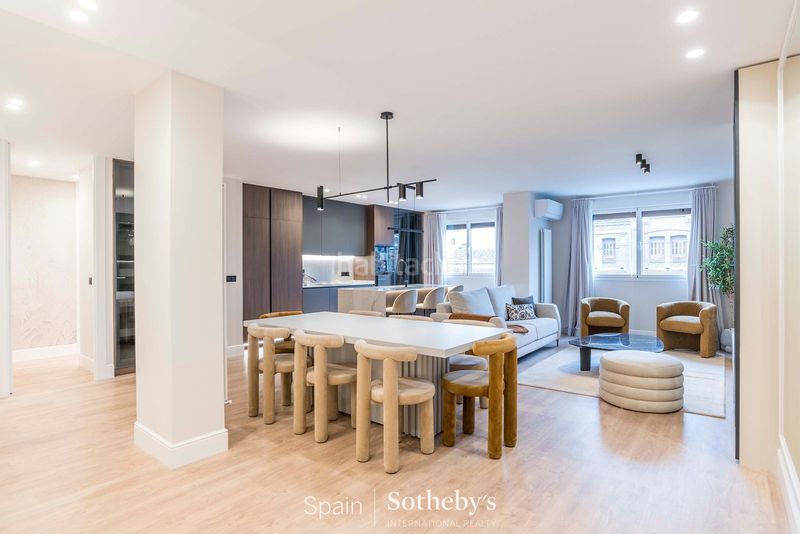 Foto 557547ef-6691-484a-90b2-8d6a893220a1. Apartament amb calefacció aparcament a Goya Madrid