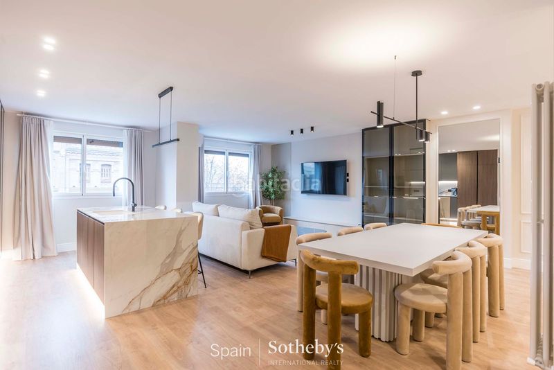 Foto 8863fdb2-43e6-49c4-8a48-592d83077762. Apartament amb calefacció aparcament a Goya Madrid