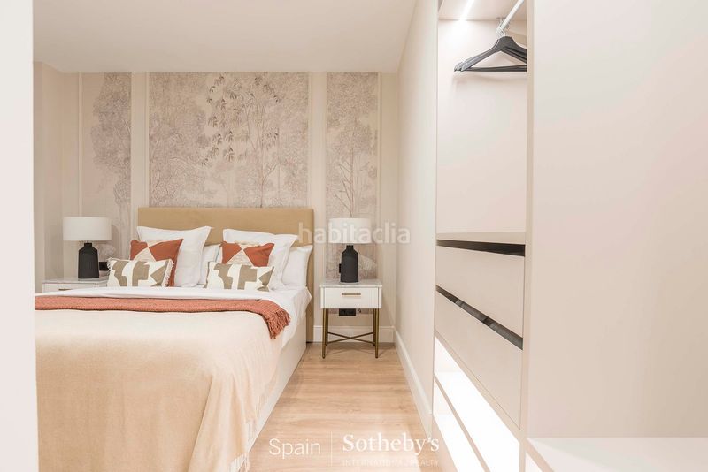 Foto 9809974b-a1b3-4858-91ca-6e05a5717e08. Apartament amb calefacció aparcament a Goya Madrid