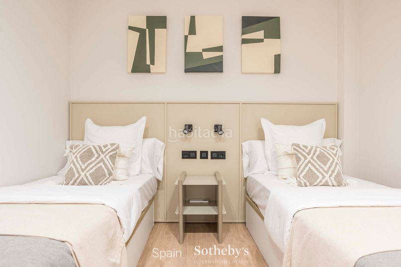 Foto e8a26f99-7752-4998-a1de-8092923461e0. Apartament amb calefacció aparcament a Goya Madrid