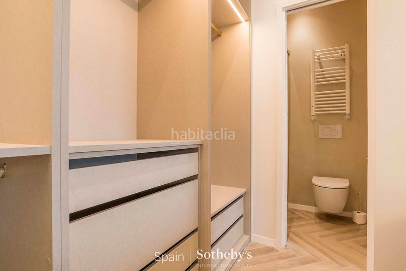 Foto ffe8072a-b6aa-4d0a-901d-07393a71f3ed. Apartament amb calefacció a Trafalgar Madrid