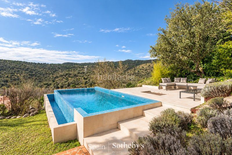 Foto b935b1f7-8730-4917-a384-c35f9e0a607b. Casa amb calefacció aparcament piscina a Molino de la Hoz Rozas de Madrid (Las)