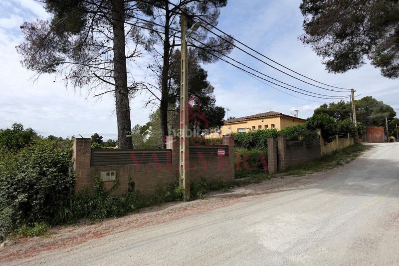 Foto a0e74a2f-85b9-4cb3-a768-389e3cc32d80. Terreny residencial a Cabra del Camp