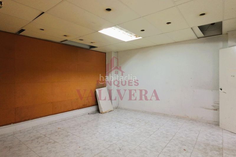 Foto 95c4abab-8528-4c74-9150-215bc0ac6a37. Lloguer local comercial a Valls