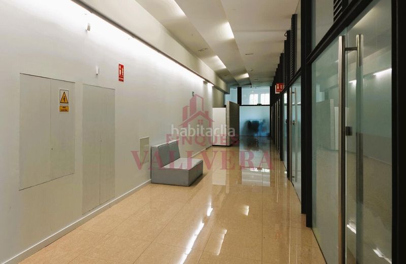 Foto 5793a30f-21b6-4f65-bd14-626fd256ab68. Lloguer local comercial a Valls