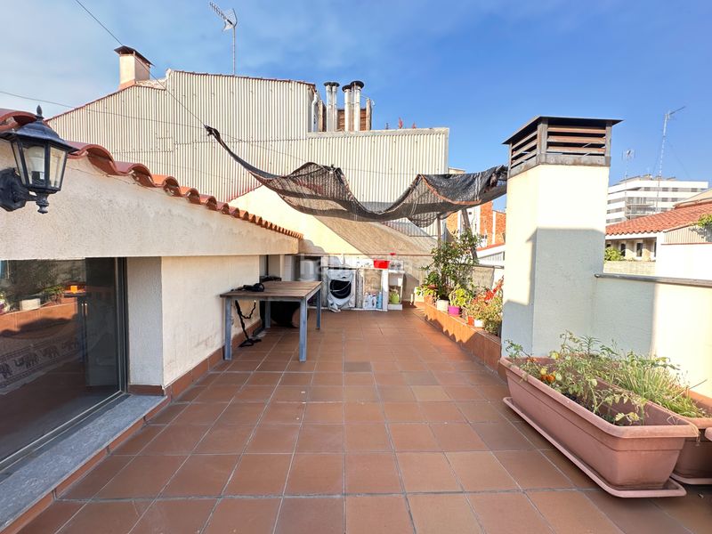 Foto 6b85b742-7945-4931-8624-c5a0193c9822. Duplex in Centre Mataró