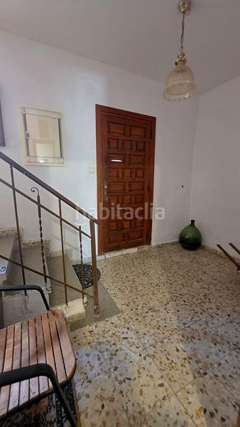 Foto f714fb88-9a9b-4fe0-970d-f3aa72482a2c. Casa amb calefacció aparcament a San José Zaragoza