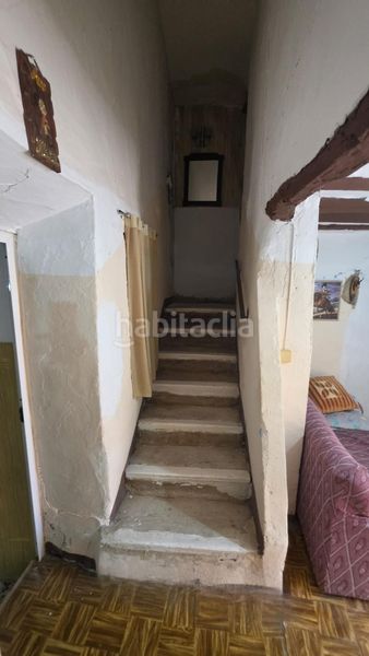 Foto ee95d067-9821-4998-a05d-e36152151c98. Masia a calle iglesia 9 a Olvés