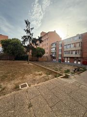Flat in Tarazona. Oportunidad en tarazona  3 habitaciones con gran potencial, posi