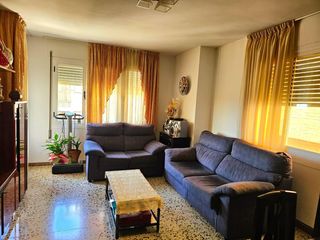 Apartamento  Calle guma. Piso centro de caspe , listo para vivir