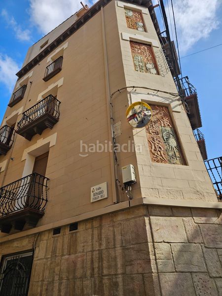 Foto 539f36b5-b660-4ead-a3ab-9849e3dfad3c. Edificio in Caspe