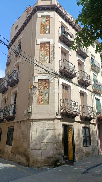 Foto a2eba3cd-9cfa-4819-abb8-57394d2b33ac. Edificio in Caspe