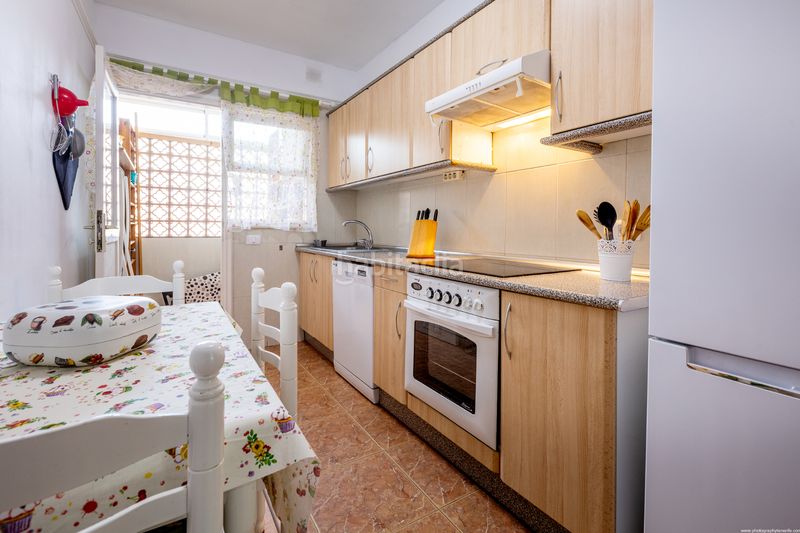 Foto 0cb19361-21a3-4c81-8654-9c2a01c3d679. Lloguer apartament amb calefacció piscina a Las Caletillas - Punta Larga Candelaria