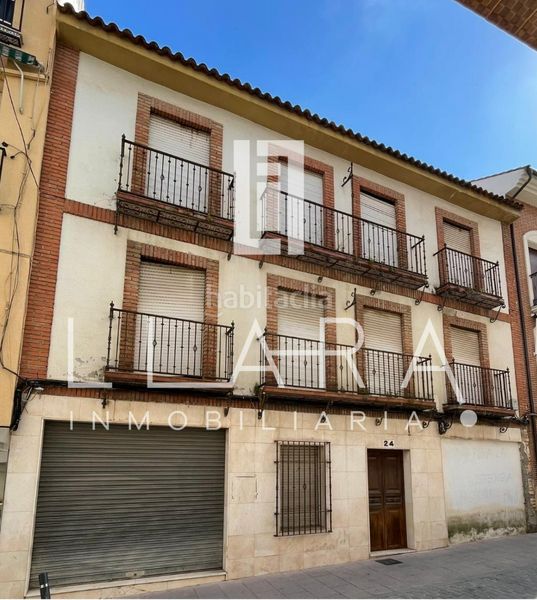 Foto 23d12ee6-ffda-47f0-b6de-a401bbca69e1. Casa a calle cabrillana 54 a Centro Lucena