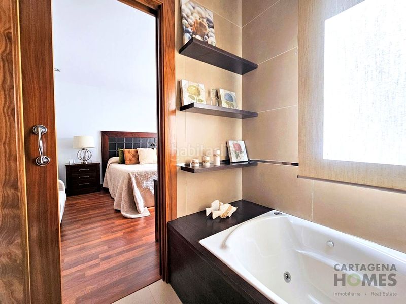 Foto fe6f82f8-1046-4d3d-b13c-30f143644fb9. Casa amb calefacció piscina a Canteras Cartagena