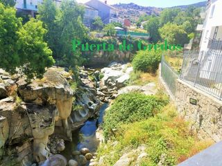 House  Calle del puente. El entorno