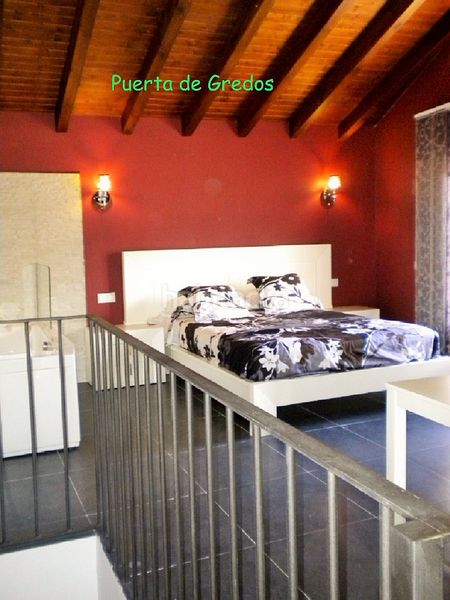 Foto 44a69c6a-c472-46b3-b7ce-5947fc5b9f06. Casa amb calefacció a Navalonguilla