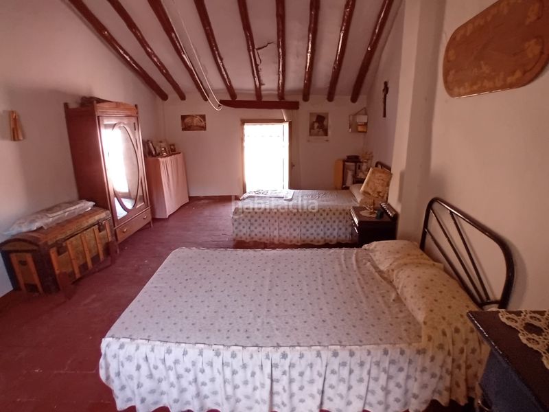 Foto 449b5a2f-e24c-4855-9feb-0580e95c6fd4. Casa adossada a Aguarón