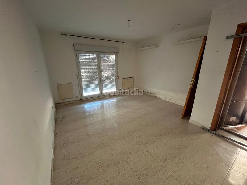 Foto 1b232b61-5991-4cea-8c71-df72f41e7eca. Casa adossada amb aparcament a Pinseque