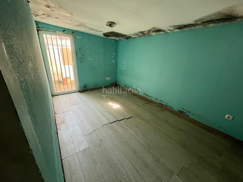 Foto dfb5d226-2466-4ce1-9bc0-a4b00f932fcf. Casa adossada amb aparcament a Pinseque