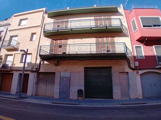 Maison jumelée à Carrer de masricart 36. Vivienda en venta en la canonja, tarragona