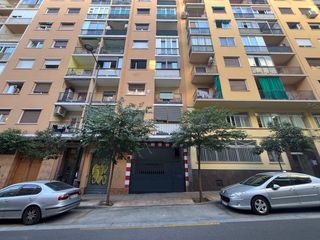 Lloguer Aparcament cotxe  Calle de calatorao 4. Plaza parking alquiler c/calatorao. sector portillo