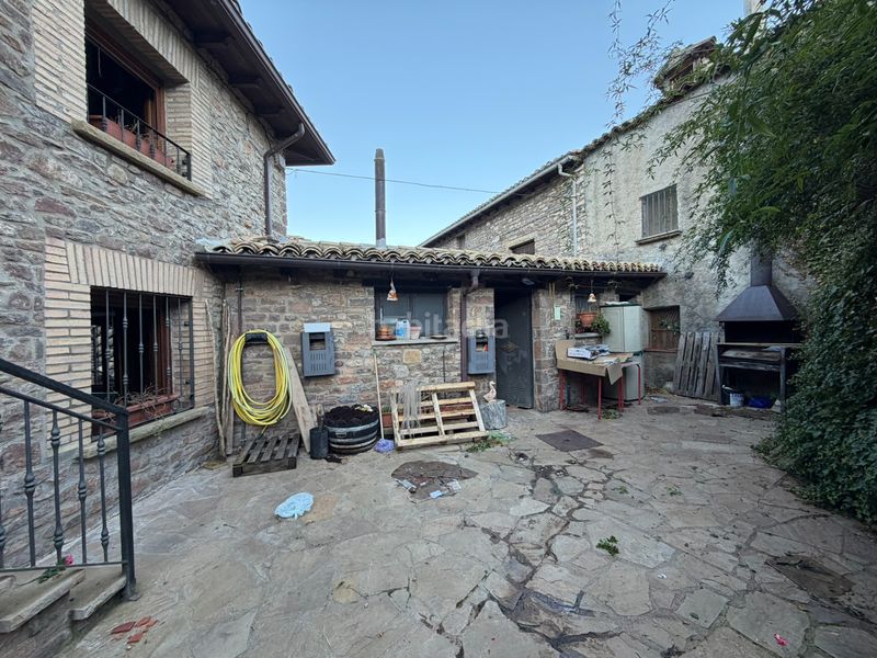 Foto 0f115712-4762-4471-857c-c1097cf1cb25. Edificio in calle baja 4 in Peñas de Riglos (Las)