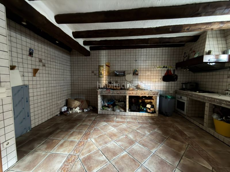 Foto 4e887f11-9a6a-4f21-832c-63936b8ea2b5. Edificio in calle baja 4 in Peñas de Riglos (Las)