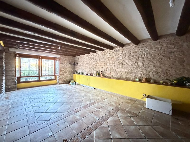 Foto 84ace614-6899-4c7c-9e0c-ad206e00a6bf. Edificio in calle baja 4 in Peñas de Riglos (Las)