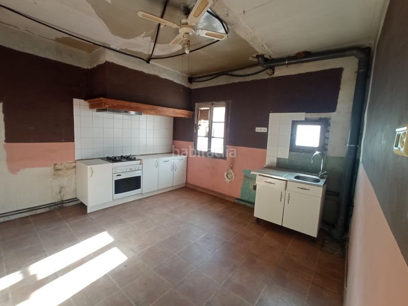 Foto 22fe9890-473a-4461-aa8a-a5bb500f25e2. Maison jumelée dans calle constitución española 26 dans Belchite