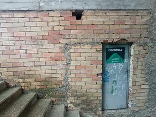 Pis en Calle herrer�as 11. Ejea de los caballeros. 2 viviendas de 142. precio negociable