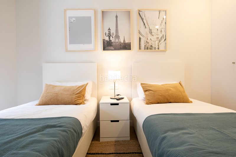 Foto 139f24cd-9ba6-4676-8151-4167056ddb03. Apartament amb piscina a Port Badalona