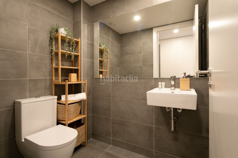 Foto 3f6378a3-e35a-447e-af22-ef39438b86ce. Apartament amb piscina a Port Badalona