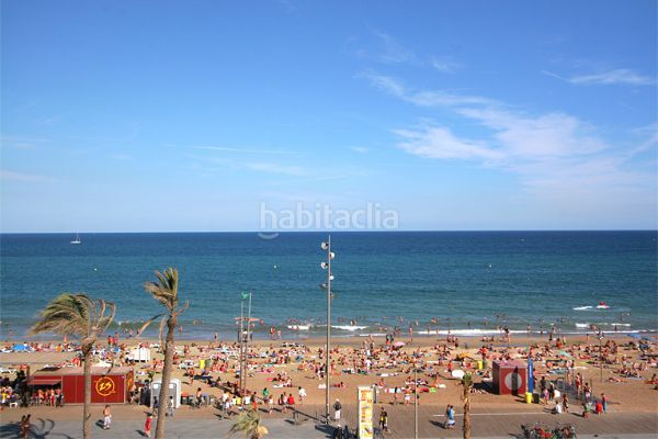 Foto 004dfeb6-b7b6-4e81-b7ee-bae94744a268. Apartament amb calefacció a Barceloneta Barcelona