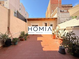 Piso en Sants. Piso con terraza privada de 30 m� en sants